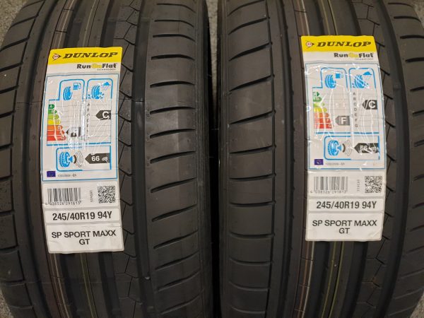 2x Dunlop 245/40R19 94Y Sport Maxx GT DSST * Runflat Zomerbanden