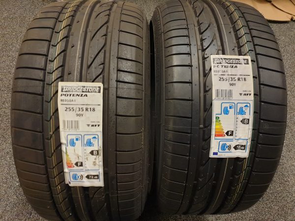 2x Bridgestone 255/35R18 90Y RE050A * Runflat Zomerbanden Dot 2015, marge factuur.