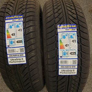 2x Goodyear 205/60R16 92H UG Performance* Runflat Winterbanden Dot 2016, marge factuur.