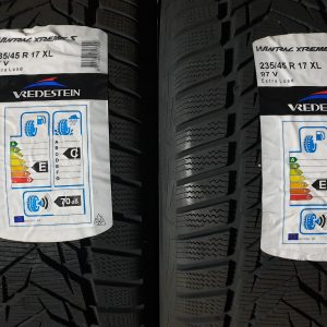 2x Vredestein 235/45R17 97V Wintrac Xtreme S XL Winterbanden Dot 2017, marge factuur.