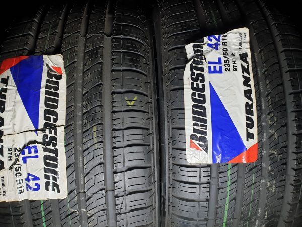 2x Bridgestone 235/50R18 97H EL42 * Zomerbanden Dot 2007, marge factuur.