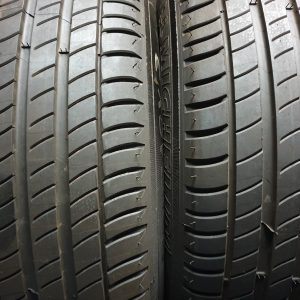 2x Michelin 215/65R17 99V Primacy 3 Zomerbanden Dot 2016, marge factuur.