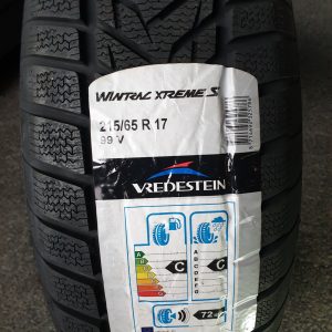 1x Vredestein 215/65R17 99V Wintrac Xtreme S Winterbanden Dot 2017, marge factuur.